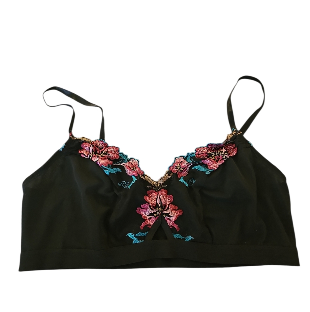 Torrid 1 Unlined Lace Black Floral Embroidered Bralette 1X WL280